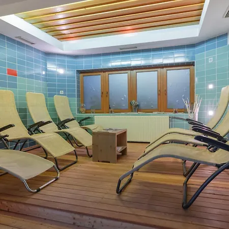 アパート Apartmajska Hisa Mustrinka