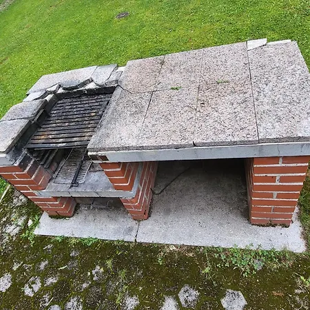 Apartmajska Hisa Mustrinka